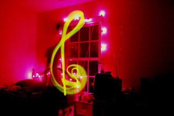 Light-painted treble clef